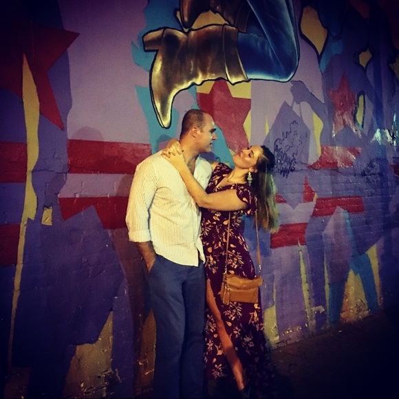 Hi! - Picture 1 of 1